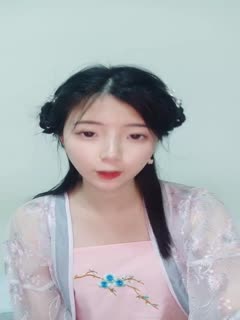 不许动！地方女警寻求哥哥的慰藉